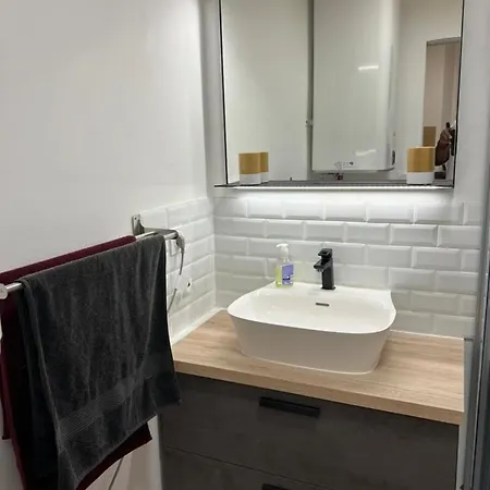 Nid Douillet A Hyeres Apartamento Exterior foto